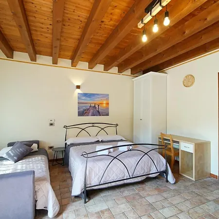 Mea On The Appartement Cavalcaselle